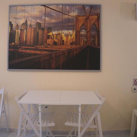Modern Cozy Apartment In Kalamaria المظهر الخارجي الصورة
