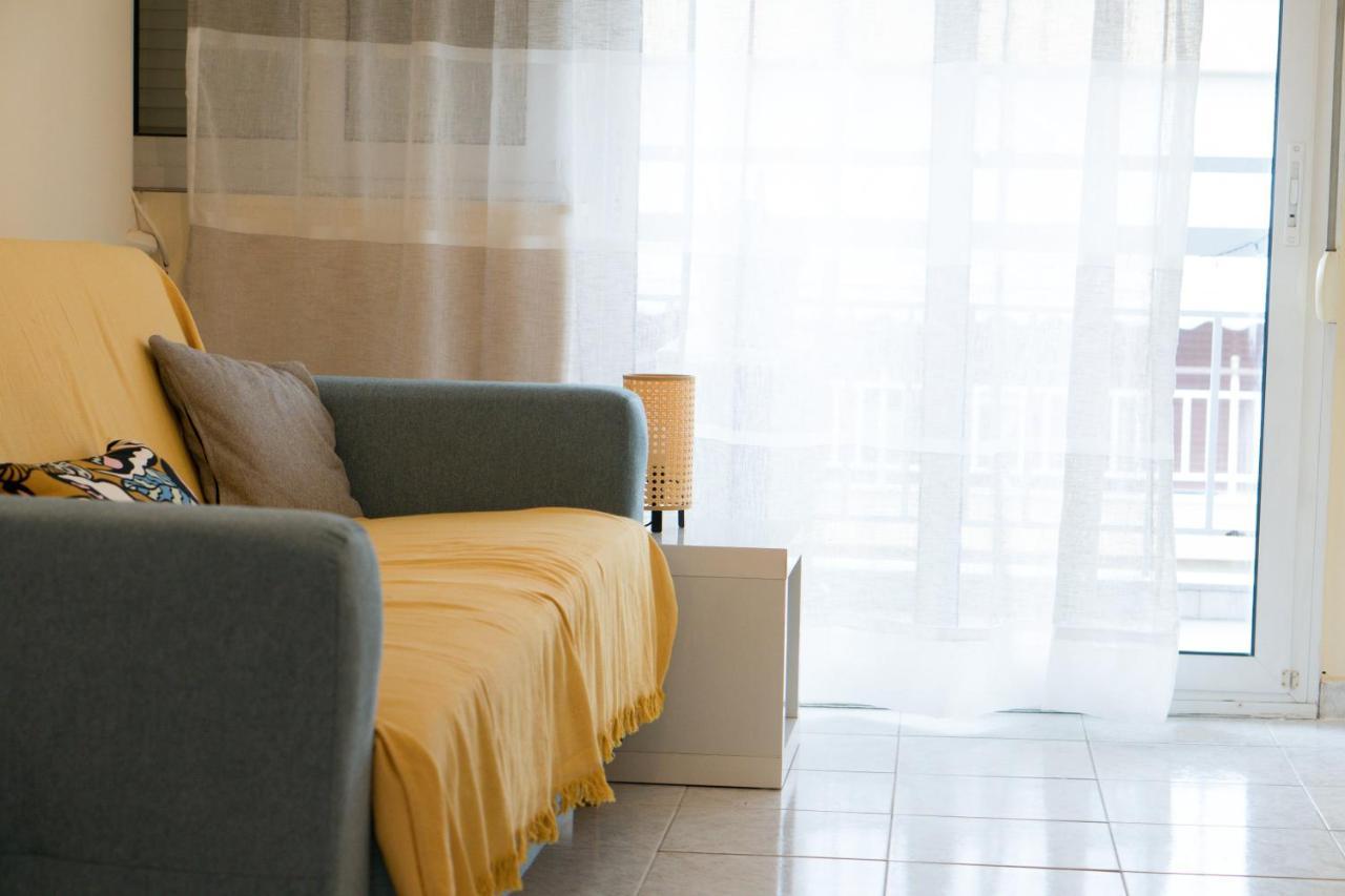 Modern Cozy Apartment In Kalamaria المظهر الخارجي الصورة